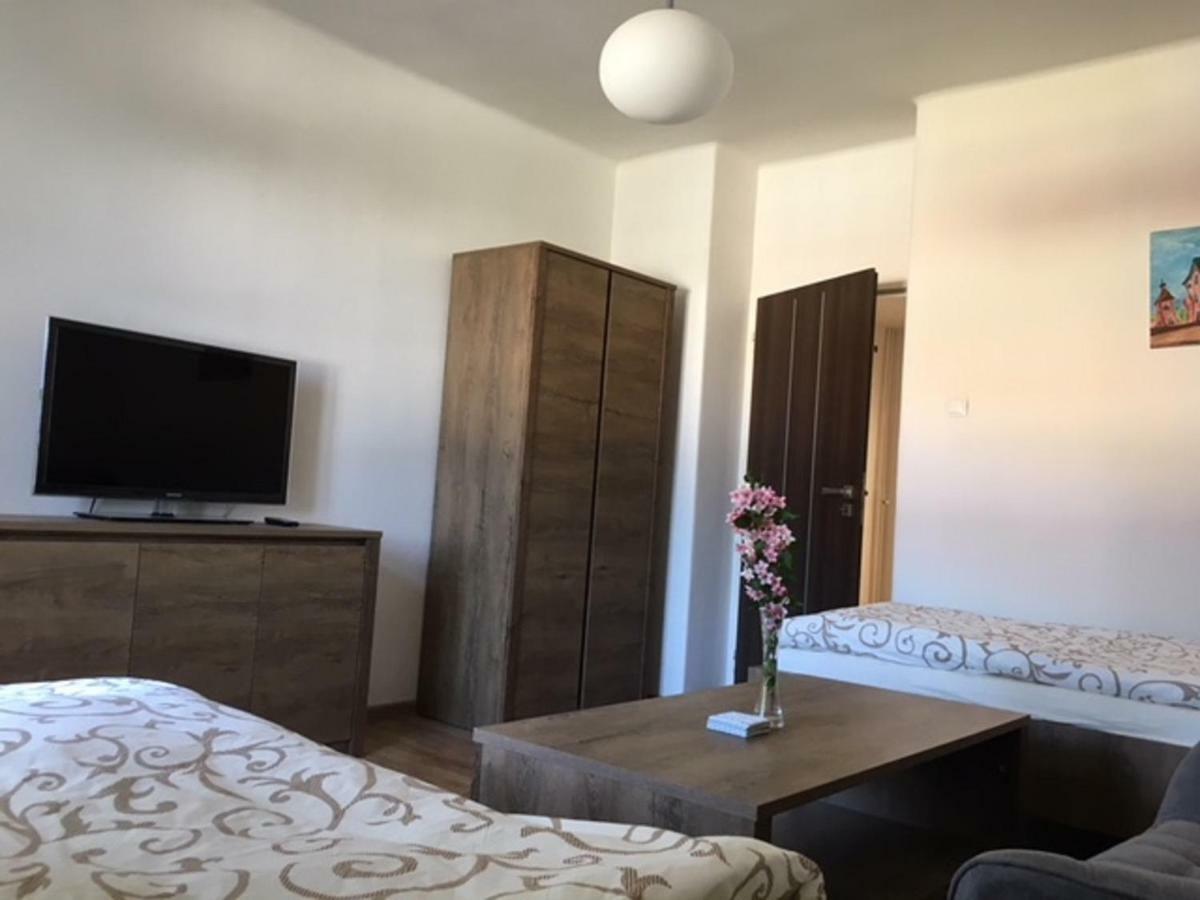 Apartman S Vyhladom Apartment Kremnica Ngoại thất bức ảnh